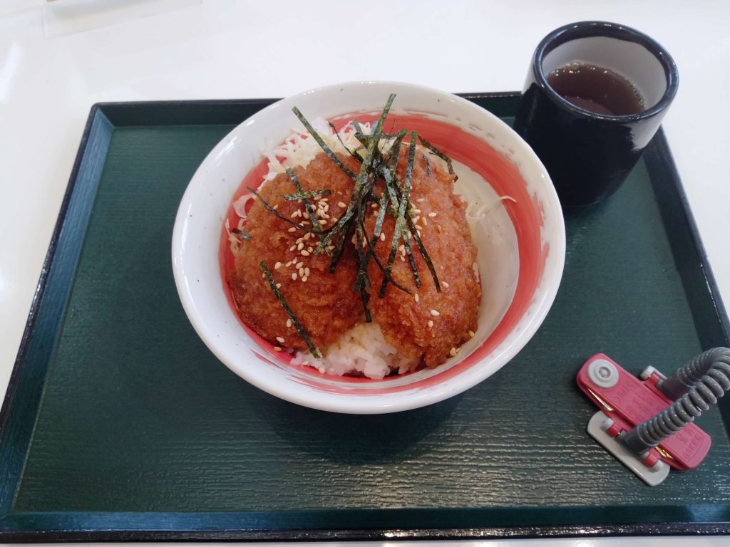 秋葉温泉花水　ミニたれかつ丼