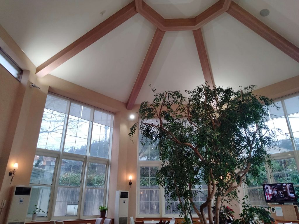 秋葉温泉花水　レストラン内装