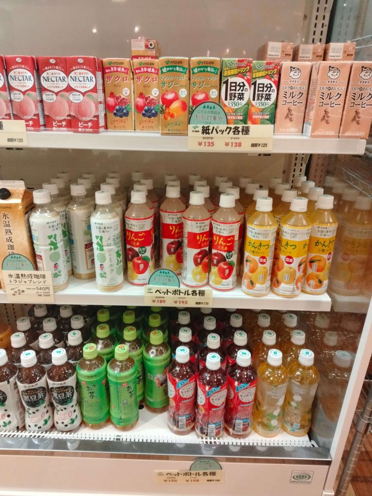 サフラン飲み物販売コーナー