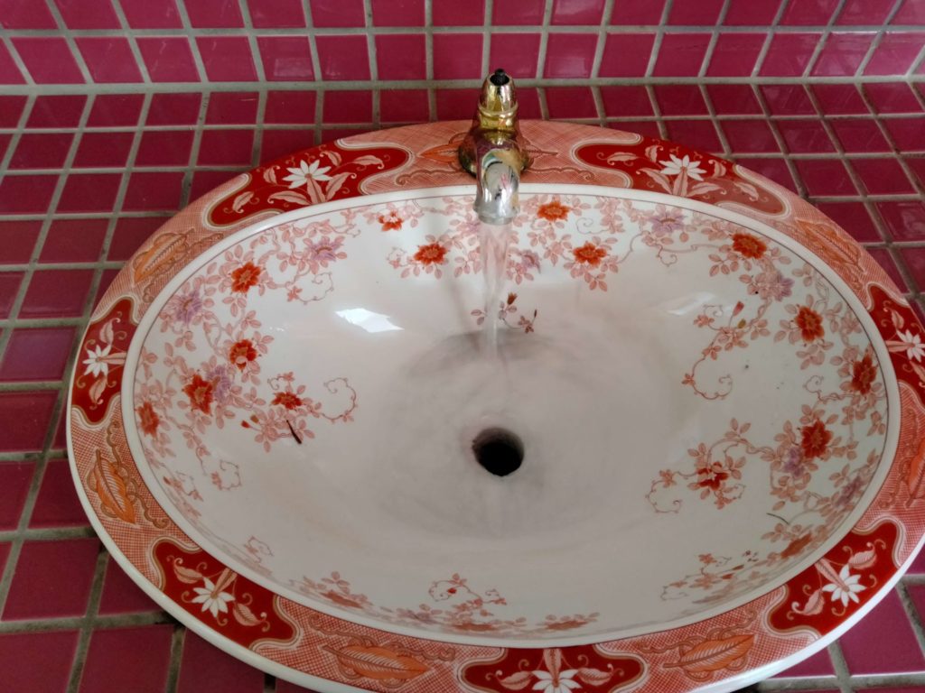 だいろの湯　飲泉の蛇口